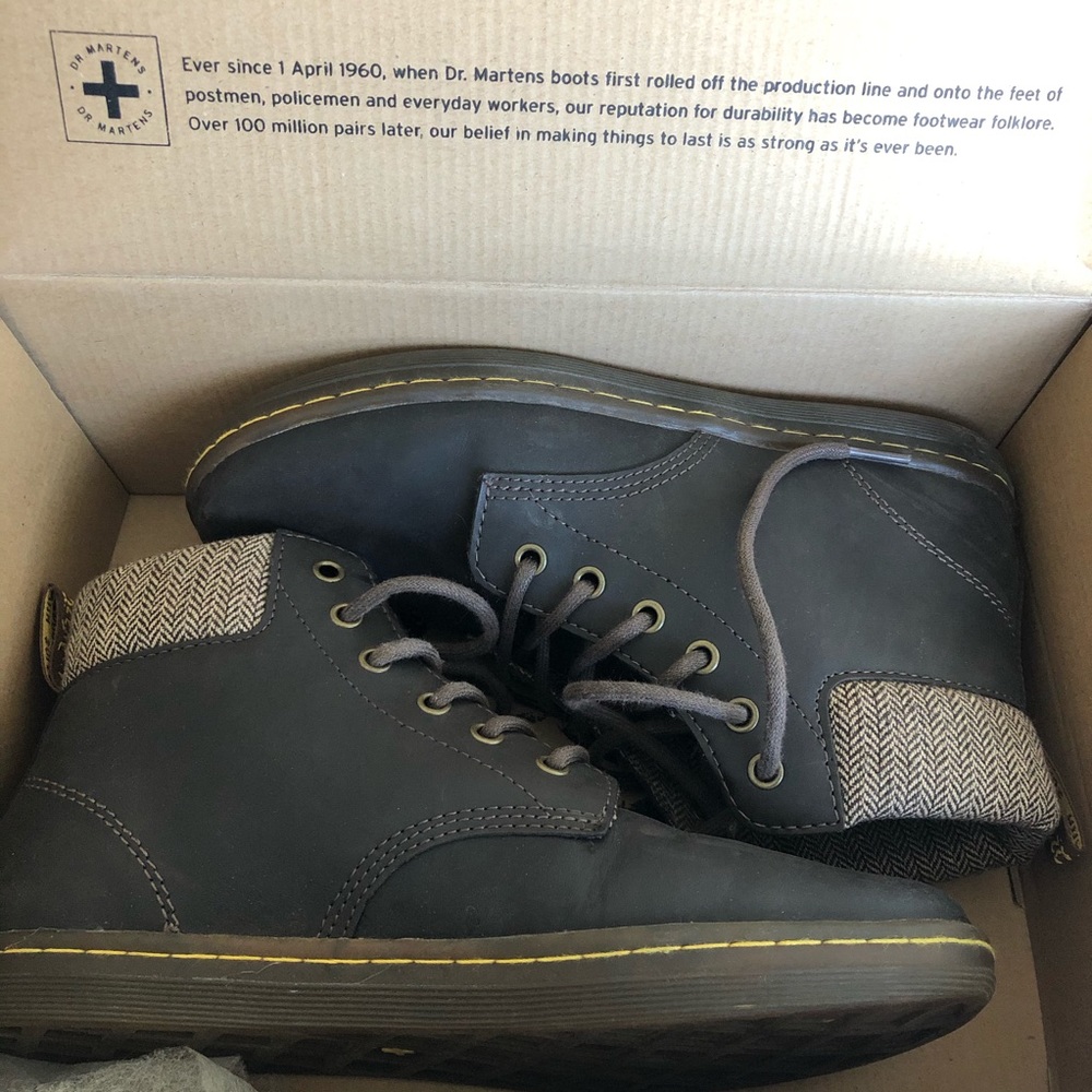 Authentic Dr Martens size 9 DocMarts